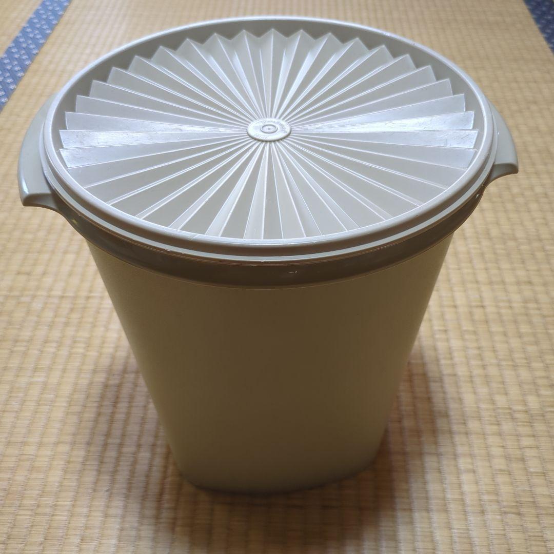 タッパーウェア マキシクイーンデコレーター安く 買う