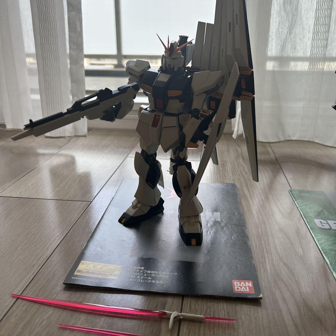 MG νガンダムとギラ・ドーガのセット