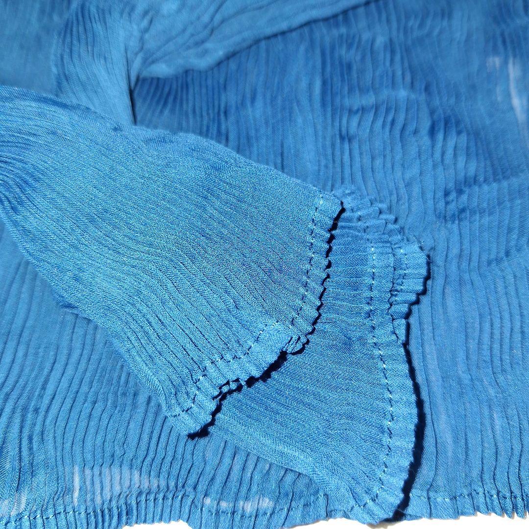 【ちはるか】ISSEY MIYAKE　プリーツハイネック　サイズ2