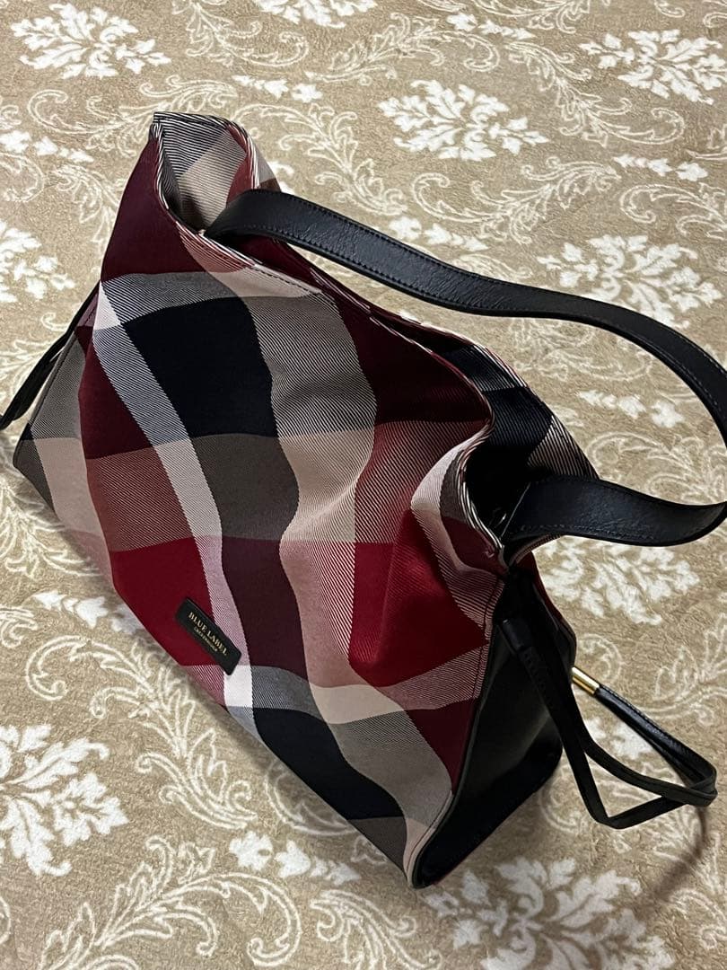 ブルーレーベルクレストブリッジ新品カバン。可能な限りお値下げ交渉可。