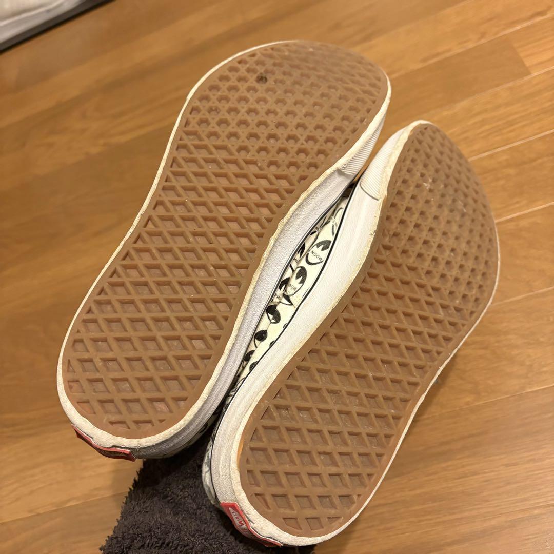 ムーンアイズ　Vans スニーカー