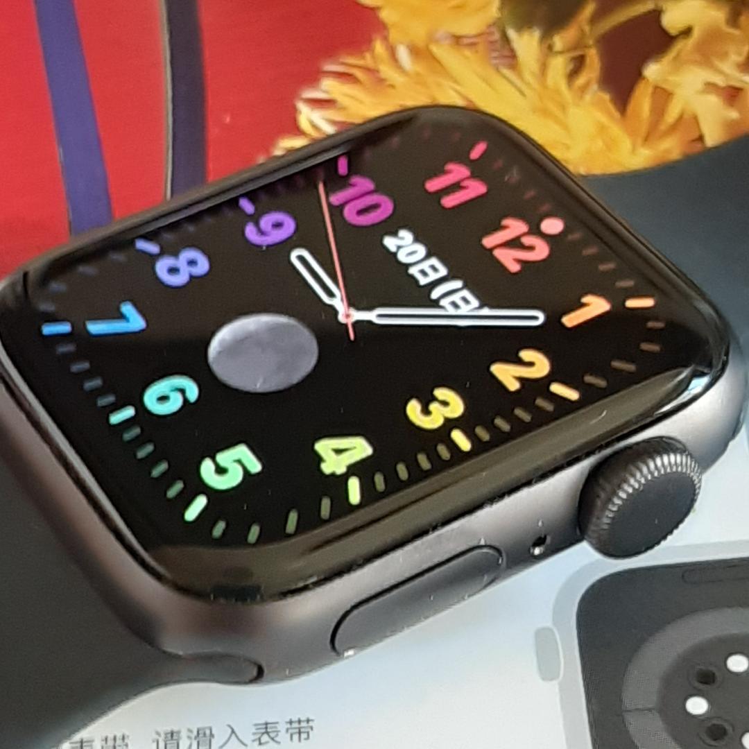 箱有９９％ Apple Watch ＳE 4０mm アップルウォッチ