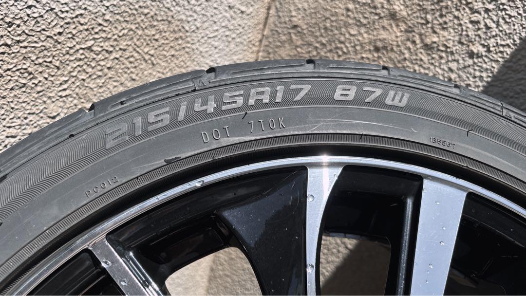 レオニスホイール（WEDS LEONIS） 17インチ4本とダンロップタイヤ付き