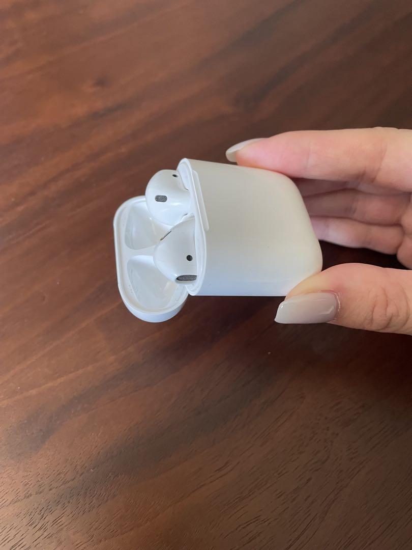 美品　AirPods 第一世代