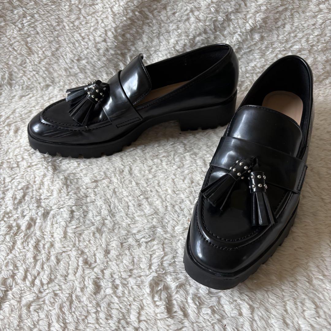 美品/ZARA ザラ クロコ型押し スタッズ タッセルローファー 38