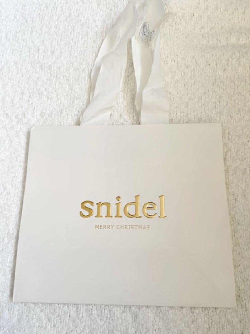 新品タグ付 スナイデルドットワンピース - メルカリ