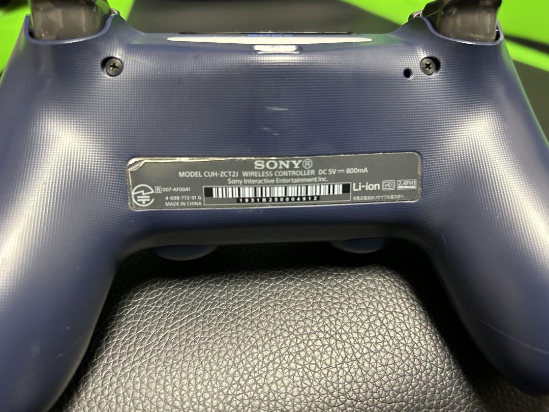 PS4 CHU-1200A 本体と純正コントローラー