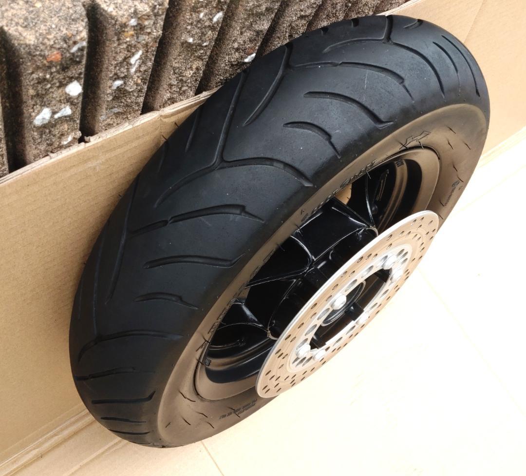 送料無料 マジェティ250 C ダンロップ６分山 フロントホイール