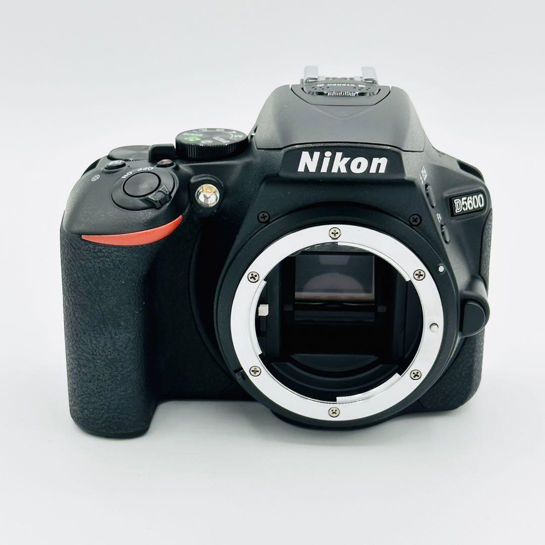 【8421ショット】Nikon デジタル一眼レフカメラD5600 ボディー