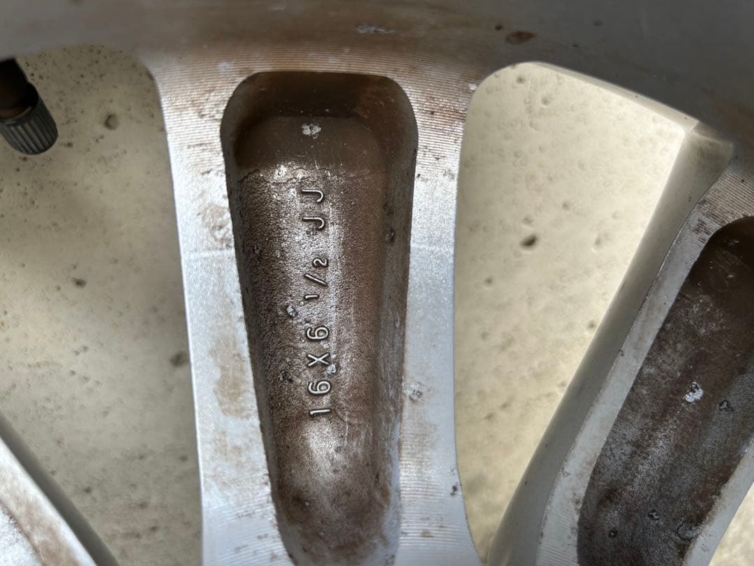 ホンダ シビックハイブリッド16インチ アルミホイール ヨコハマタイヤセット