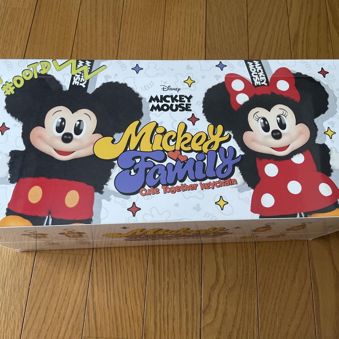 ミッキーファミリーキュートトゥギャザーポップマート　ミッキー　ミニー Amazon | POP MART DISNEY ミッキーファミリー キュート