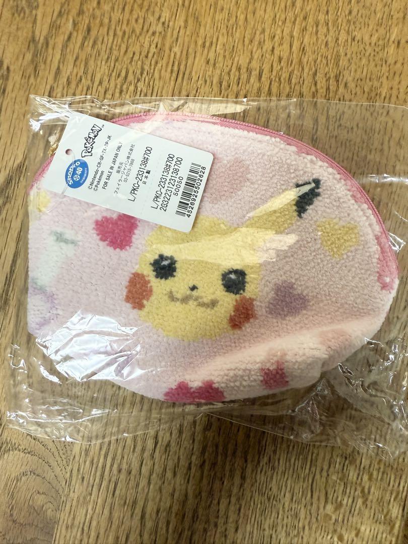新品 未開封 フェイラー ピカチュウ 舟型ポーチS ハッピー