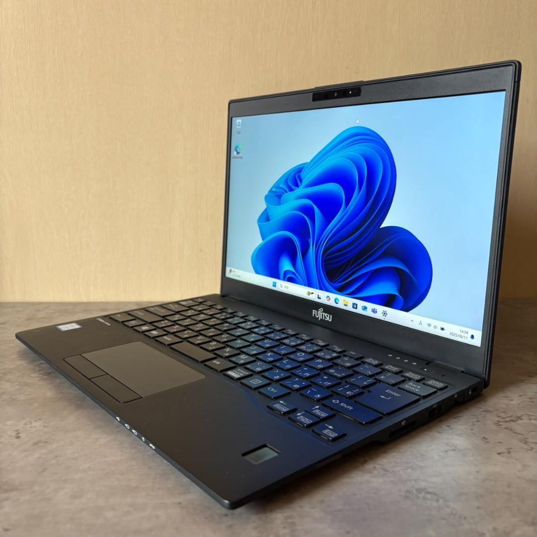 超軽量 富士通 LIFEBOOK U939/C パワフル第8世代i5 高速SSD