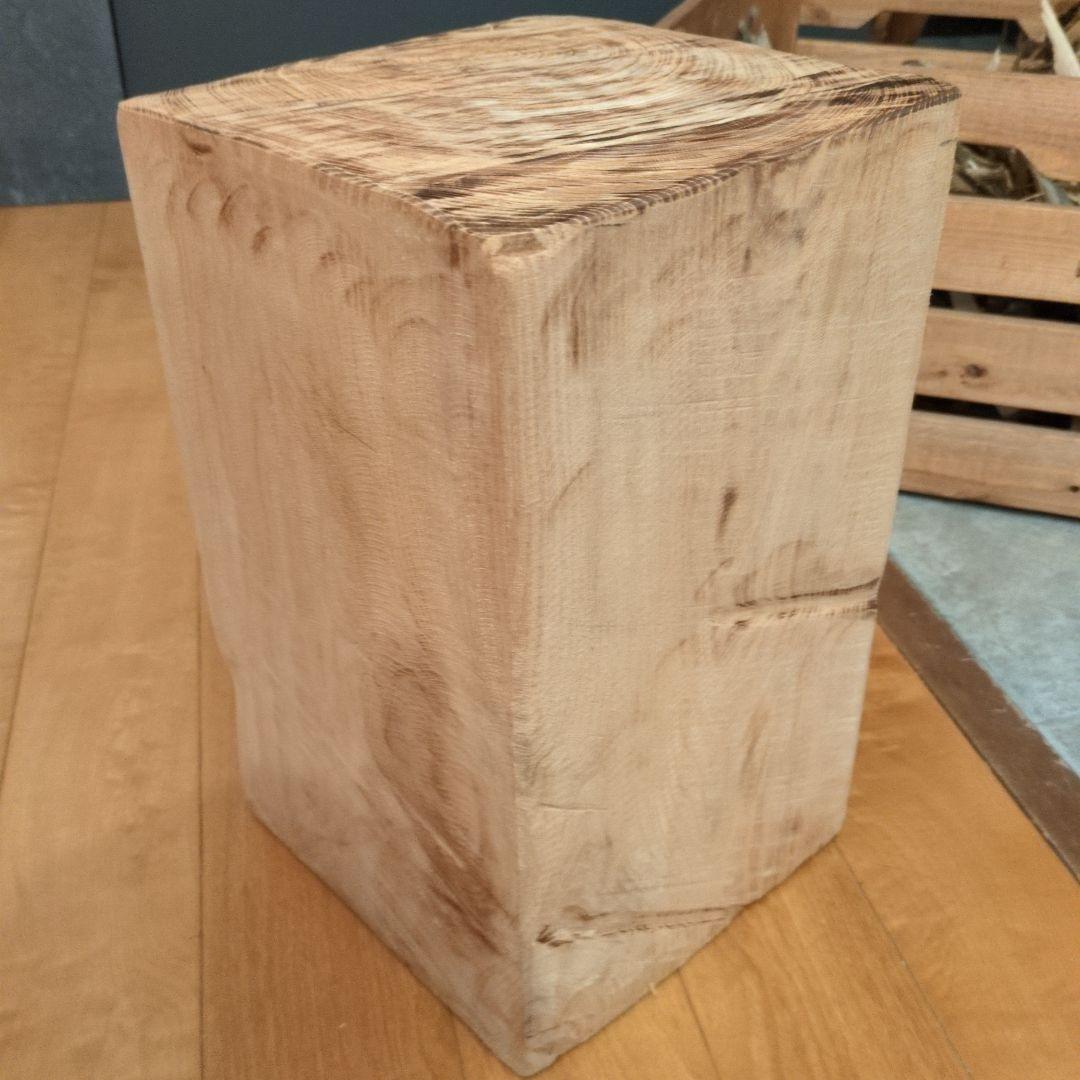 0121 ハンドメイド 木製 　オブジェ　台