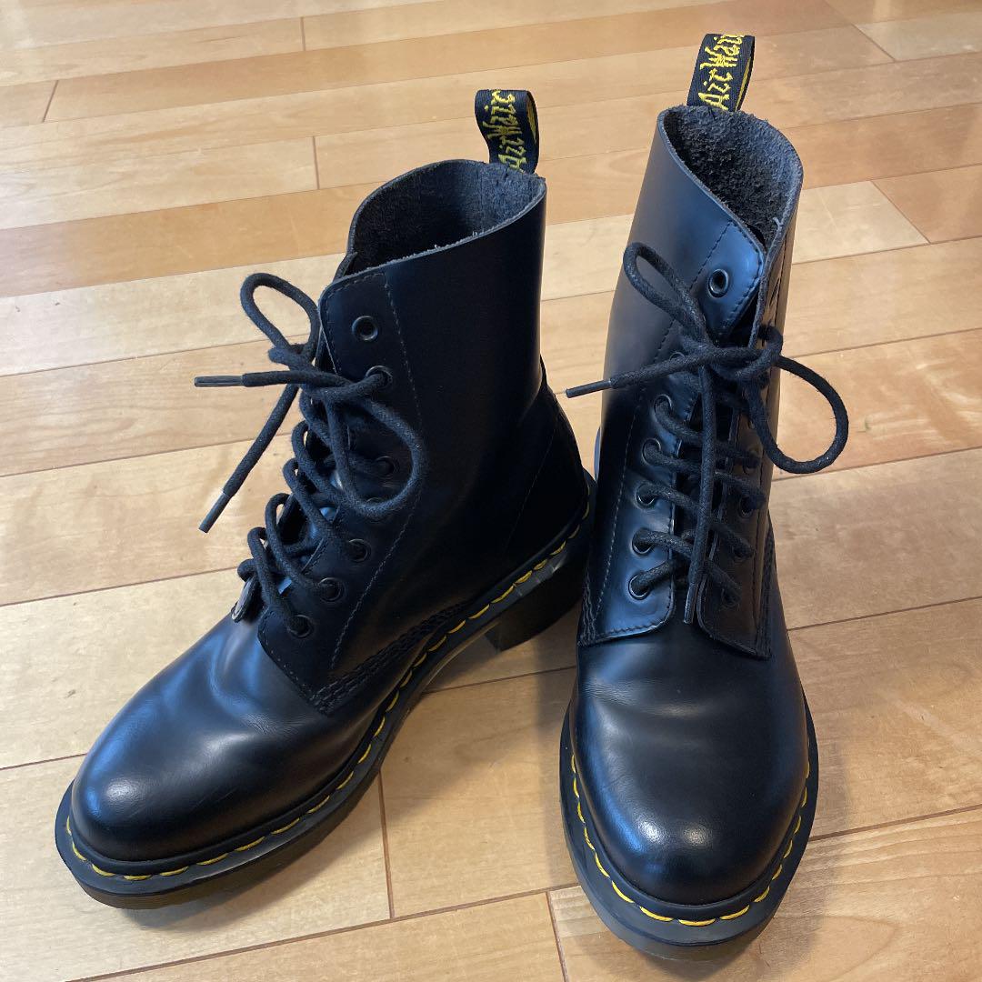 【美品】ドクターマーチン Dr.Martens 8ホールブーツ 5センチヒール 【美品】ドクターマーチン Dr.Martens 8ホールブーツ 5センチヒール