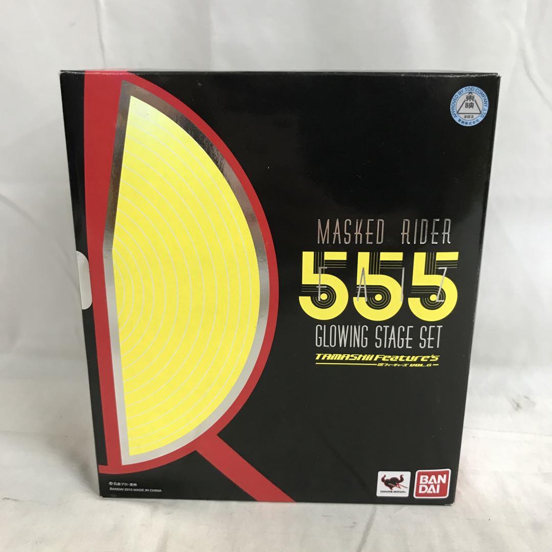 VF7845 未開封 仮面ライダーファイズ GLOWING STAGE SET