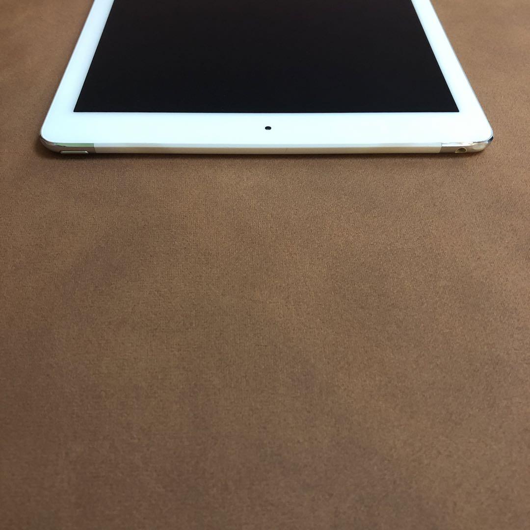 166【早い者勝ち】電池最良好☆iPad Air2 第2世代 16GB au☆ 5069【早い者勝ち】電池最良好☆iPad Air2 第2世代 16GB