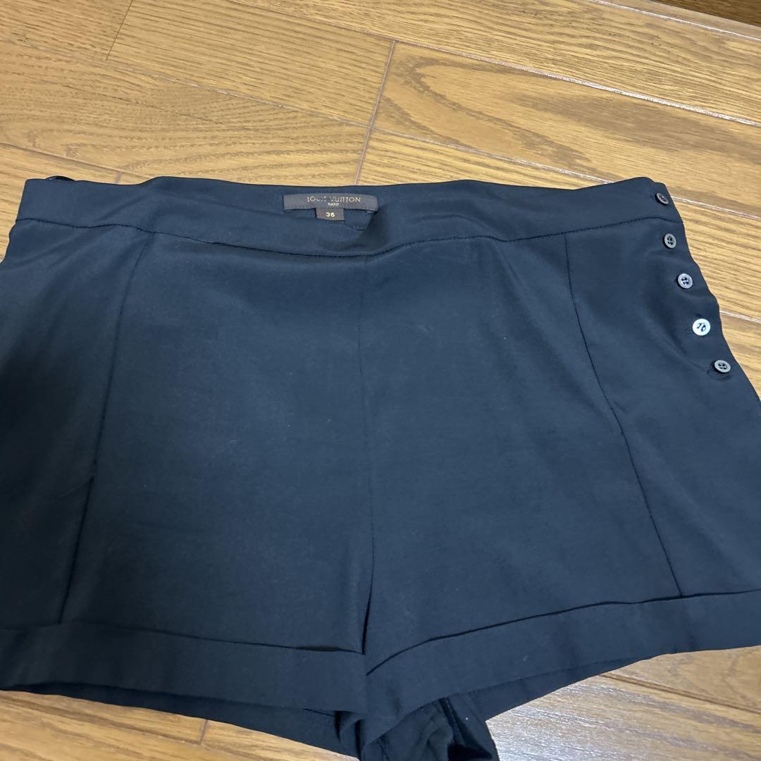 ルイヴィトン　パンツ　サイズ36 ルイ・ヴィトン ショートパンツサイズ36 - メルカリ