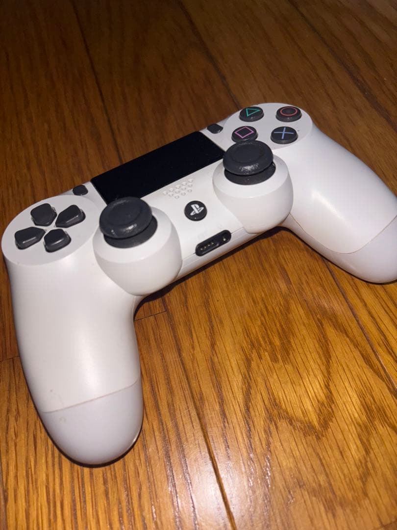 コントローラー2つ その他カセット全て目立った傷や汚れなし