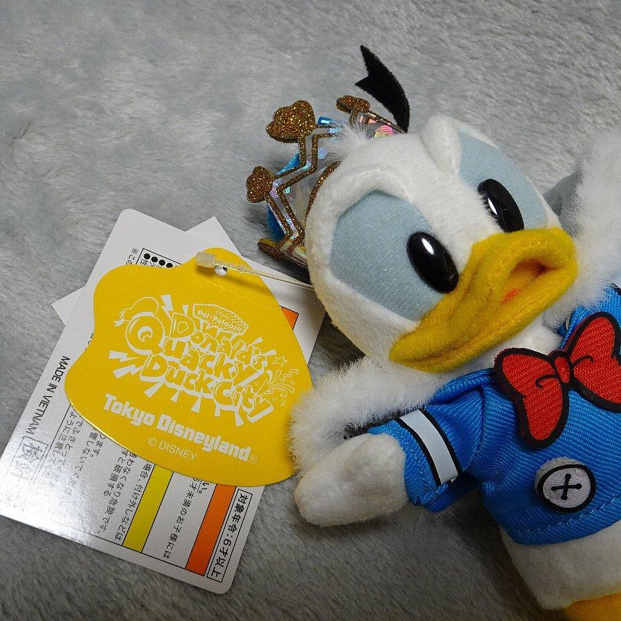 新品 未使用 ドナルド ぬいぐるみバッジ パルパルーザ ディズニー タグ付き