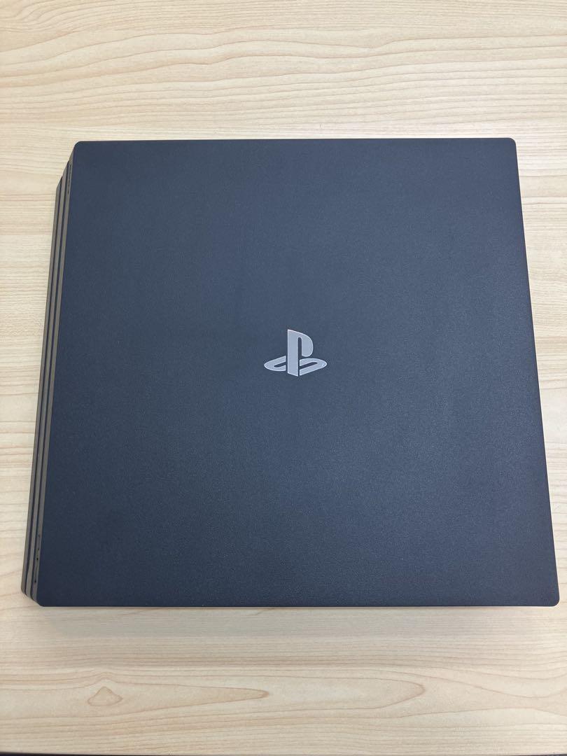 PlayStation 4 Pro 本体 ブラック　CUH-7100B