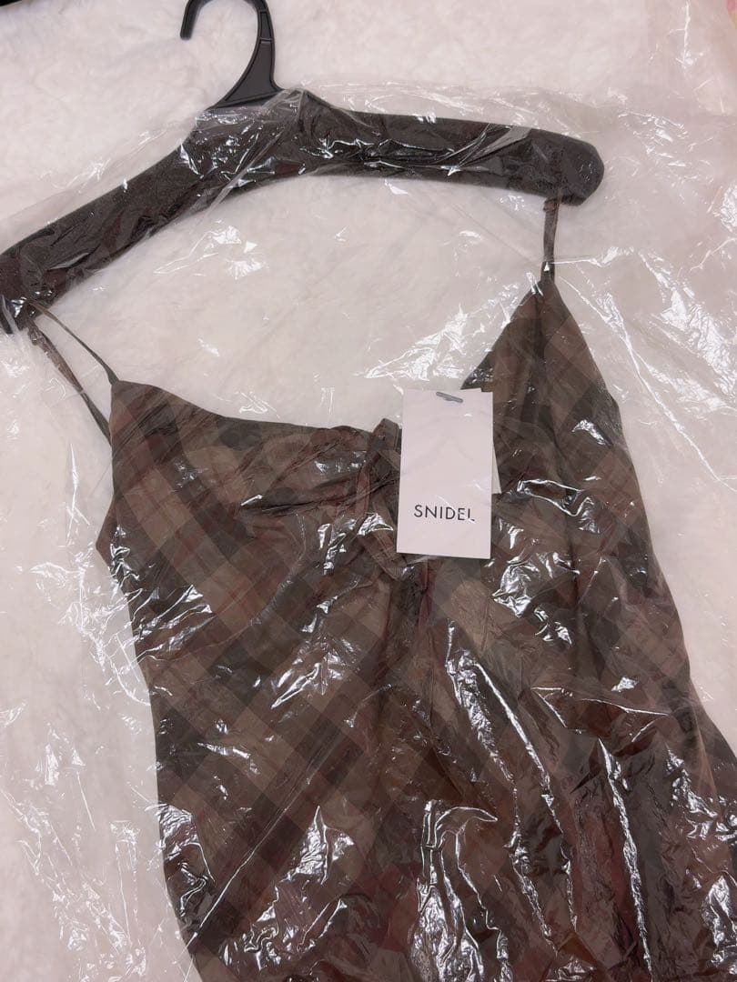 SNIDEL フリルチェックキャミソールワンピース