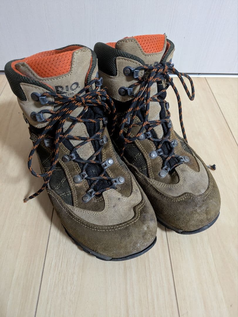 シリオ 登山靴25.5cm スーパーフィートインソール付き