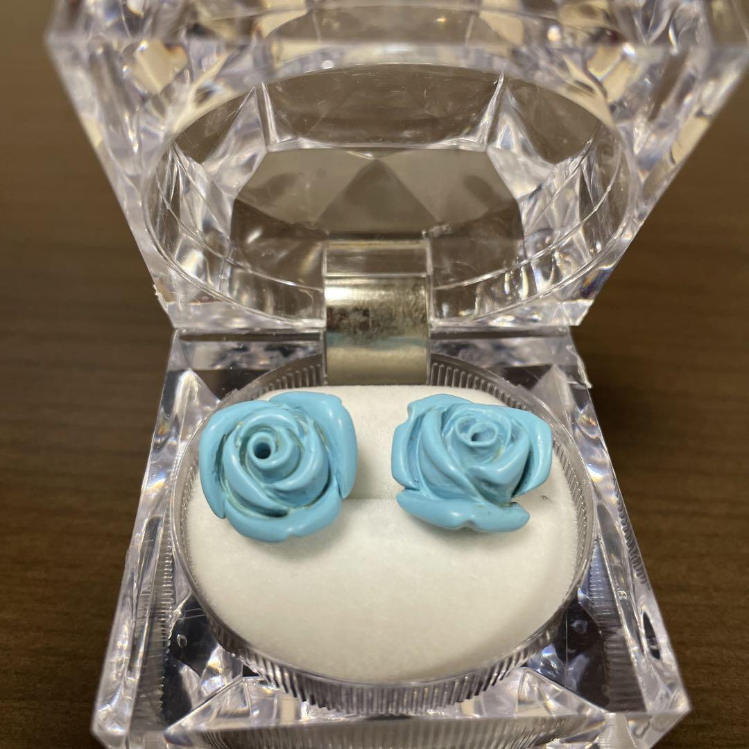 トルコ石ピアス