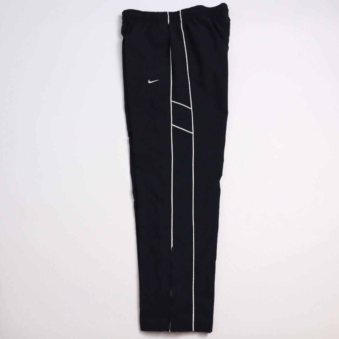 【着画あり】インテル NIKE ナイロンパンツ Lサイズ 即購入OK】NIKE ナイロンパンツ サイズL ネイビー - メルカリ