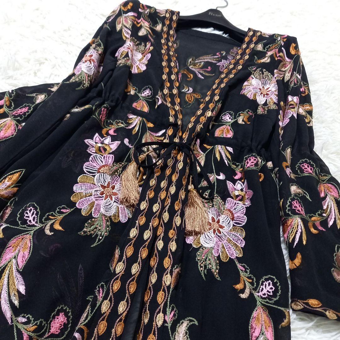 ○美品○ グレースコンチネンタル 花柄 刺繍 シアー ○美品○ グレースコンチネンタル 花柄 刺繍 シアー