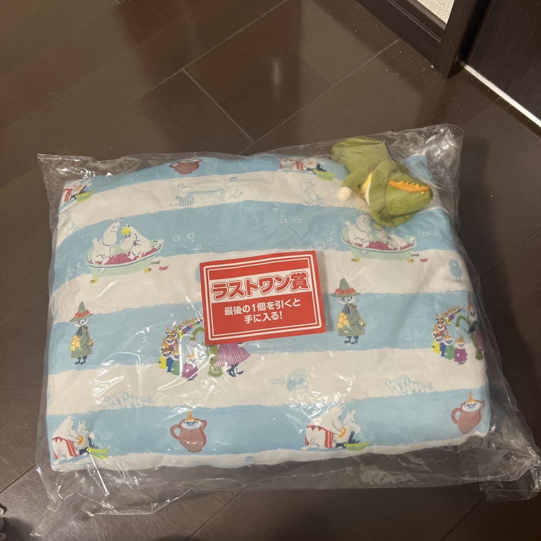 一番くじムーミンラストワン賞スナフキンクッション
