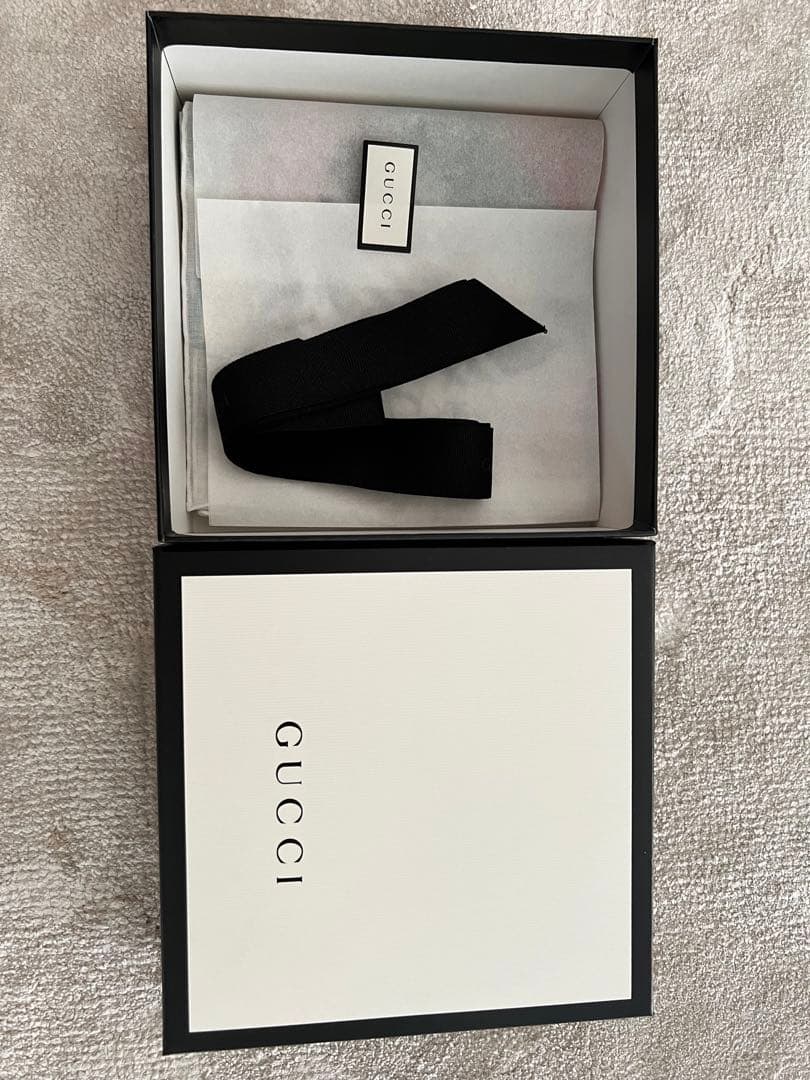 バンダナスカーフ