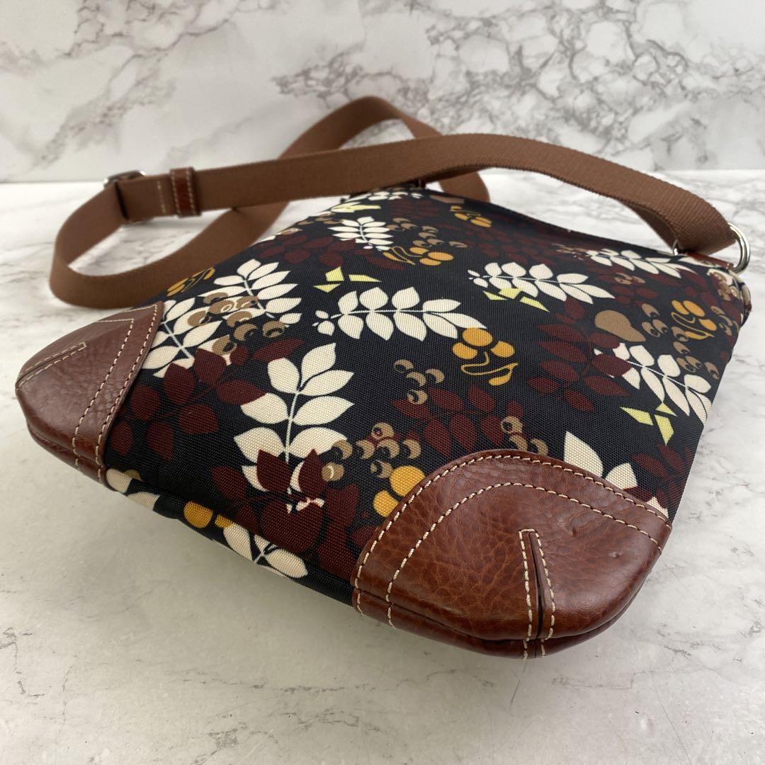 ほぼ未使用品 LE TANNEUR ルタヌア 草木柄 ショルダーバッグ