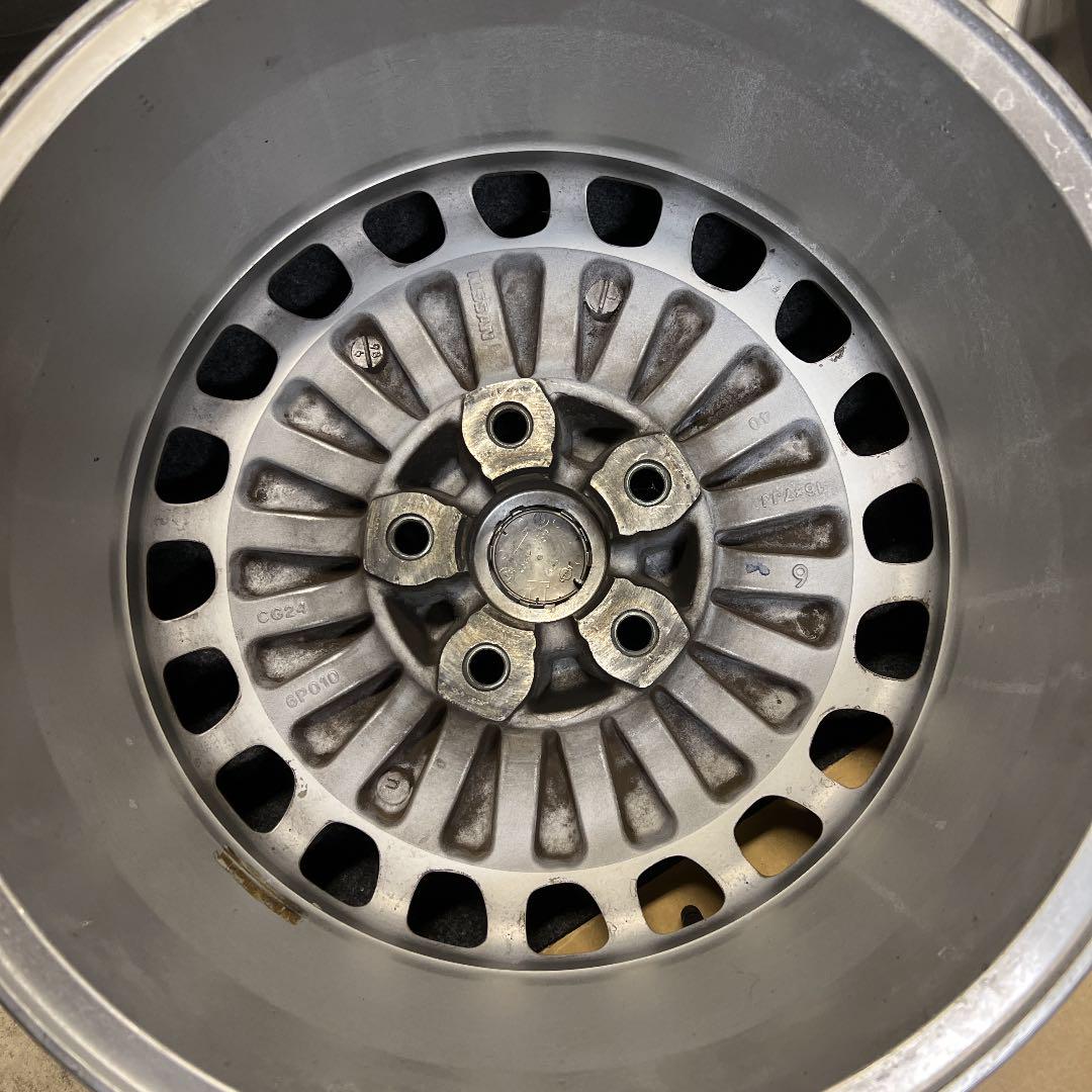 好評最新品 日産33シーマ純正ホイール QEv4e-m89274139856 大得価正規品