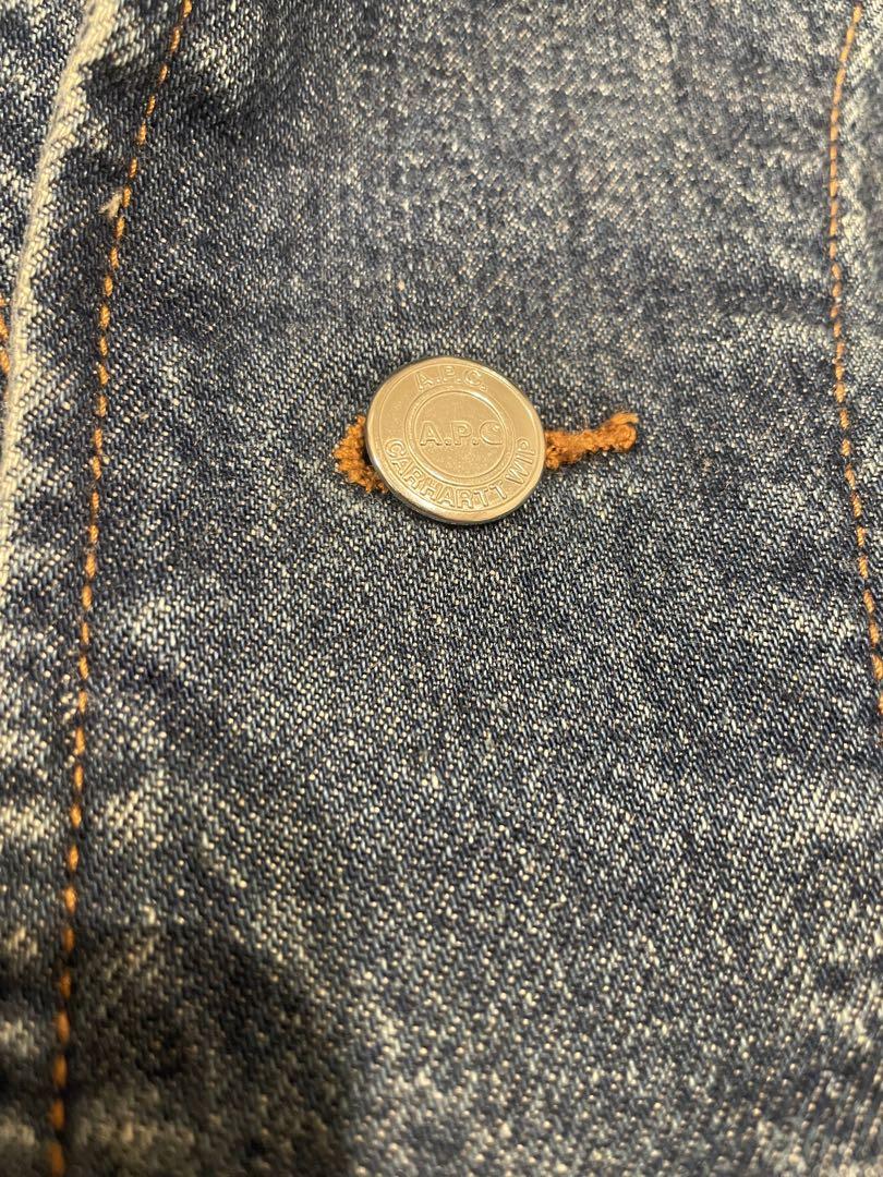 × carhartt
