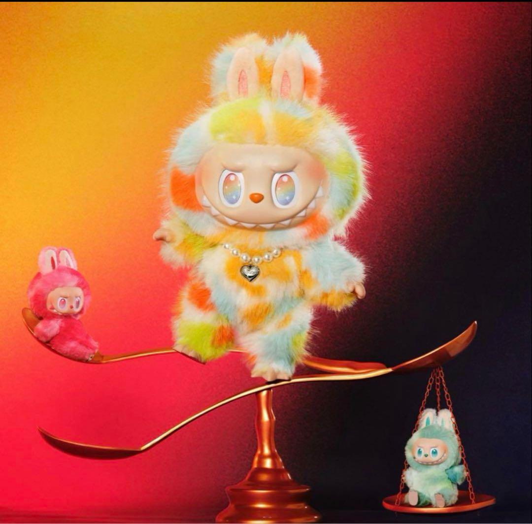 LABUBU ROCK THE UNIVERSE Vinyl PlushDoll