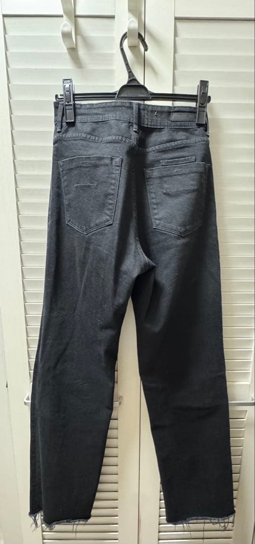 YANUKレア ボーイズストレートLEA YANUKレア ボーイズストレートLEA