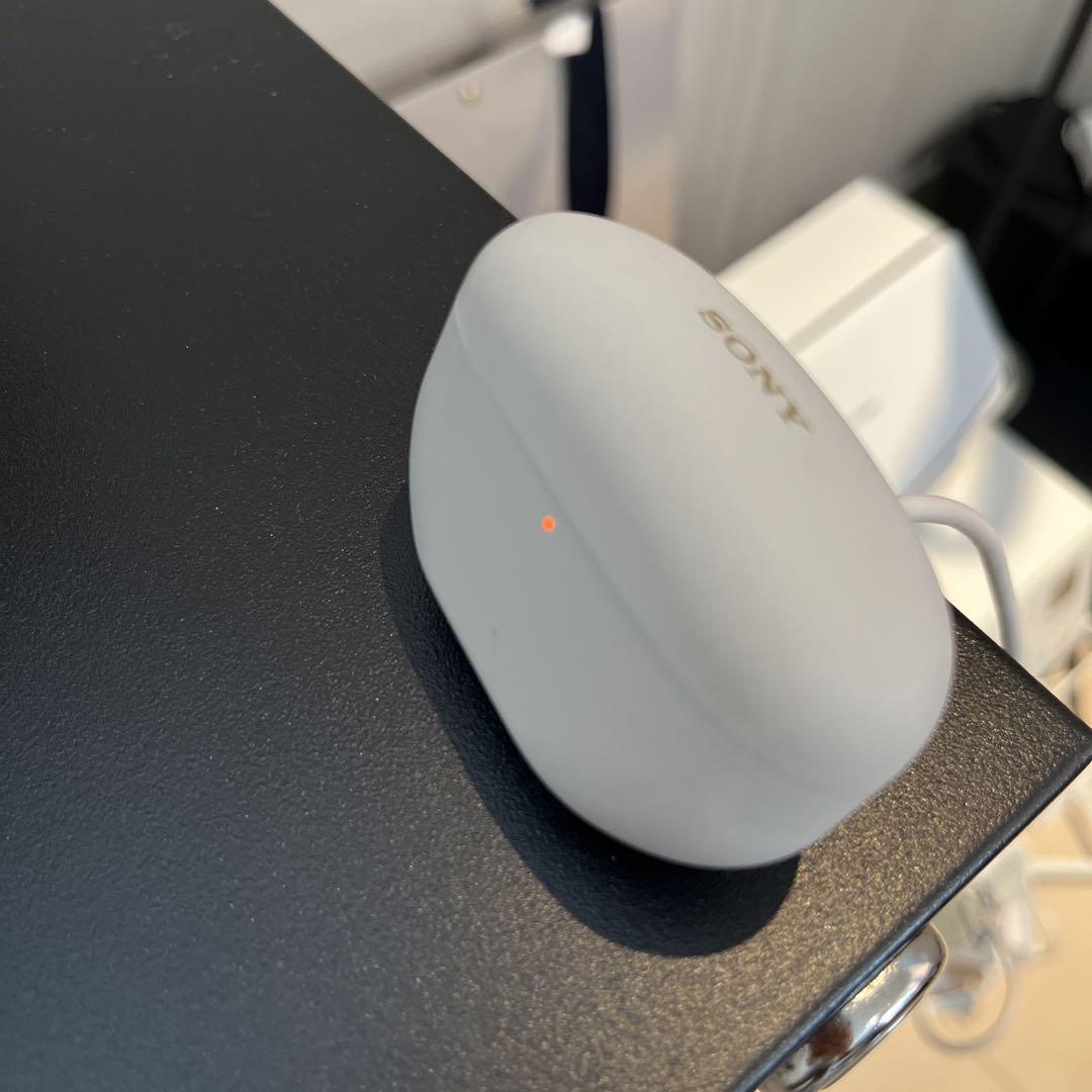 【極美品】SONY ワイヤレスステレオヘッドセット WF-1000XM5シルバー