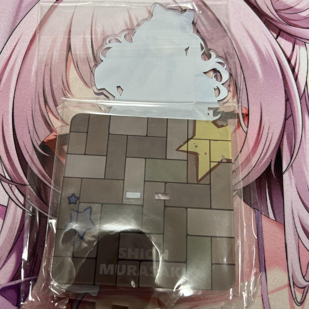 Amazon.co.jp: 紫咲シオン アクリルスタンド おでかけver. Tam-U