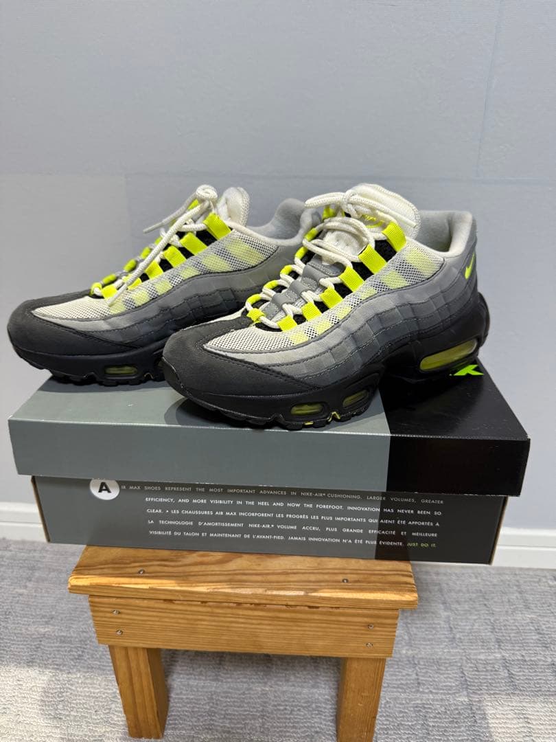 NIKE Air Max 95 イエローグラデ