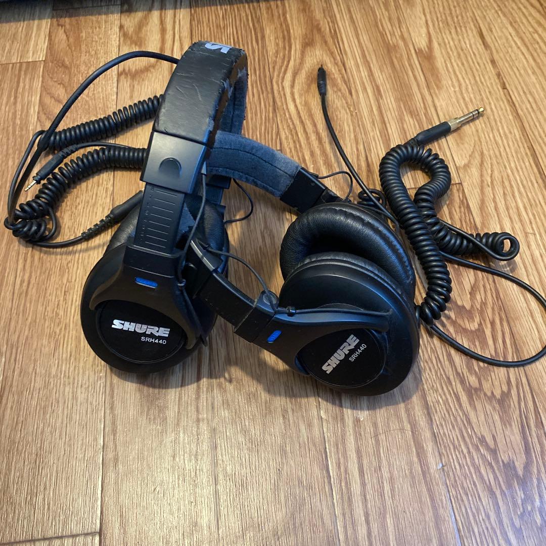 Shure SRH440 モニター用ヘッドホン　二つまとめて