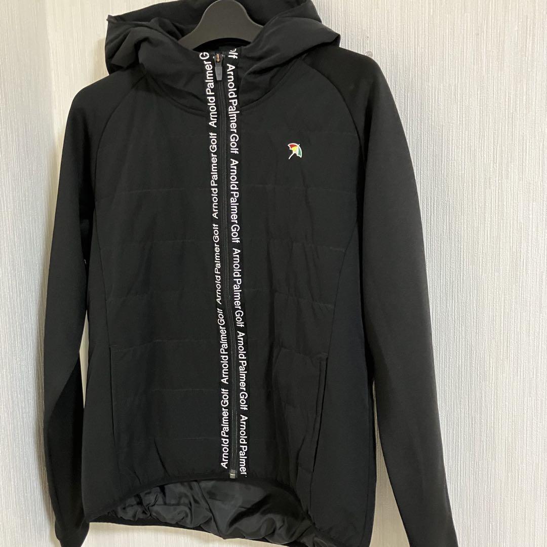 美品！Arnold Palmer Golf ブラックジャケット フード付き 美品！Arnold Palmer Golf ブラックジャケット フード付き