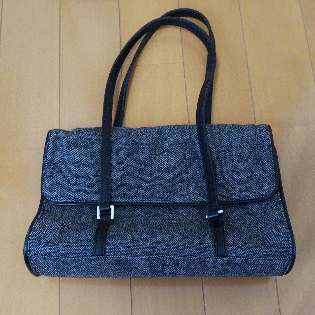 BLUE LABEL CRESTBRIDGE(ブルーレーベル・クレストブリッジ