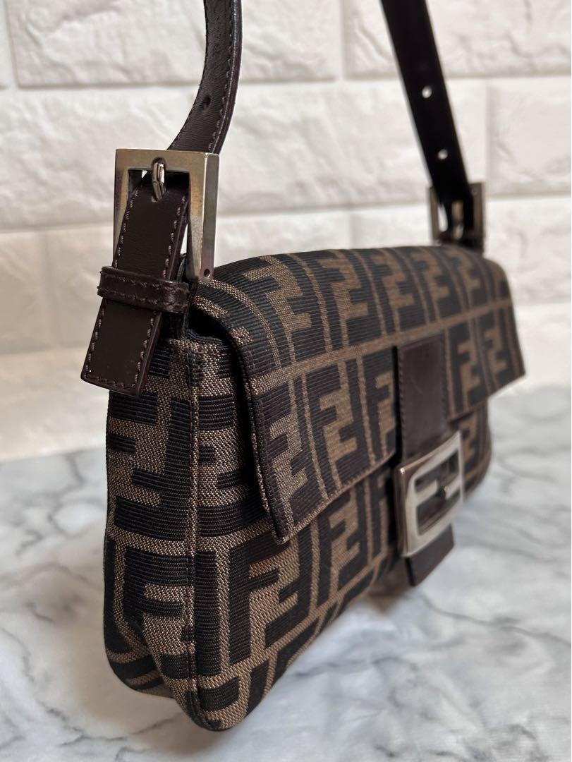 【美品】FENDIマンマバケット　ズッカ　FF