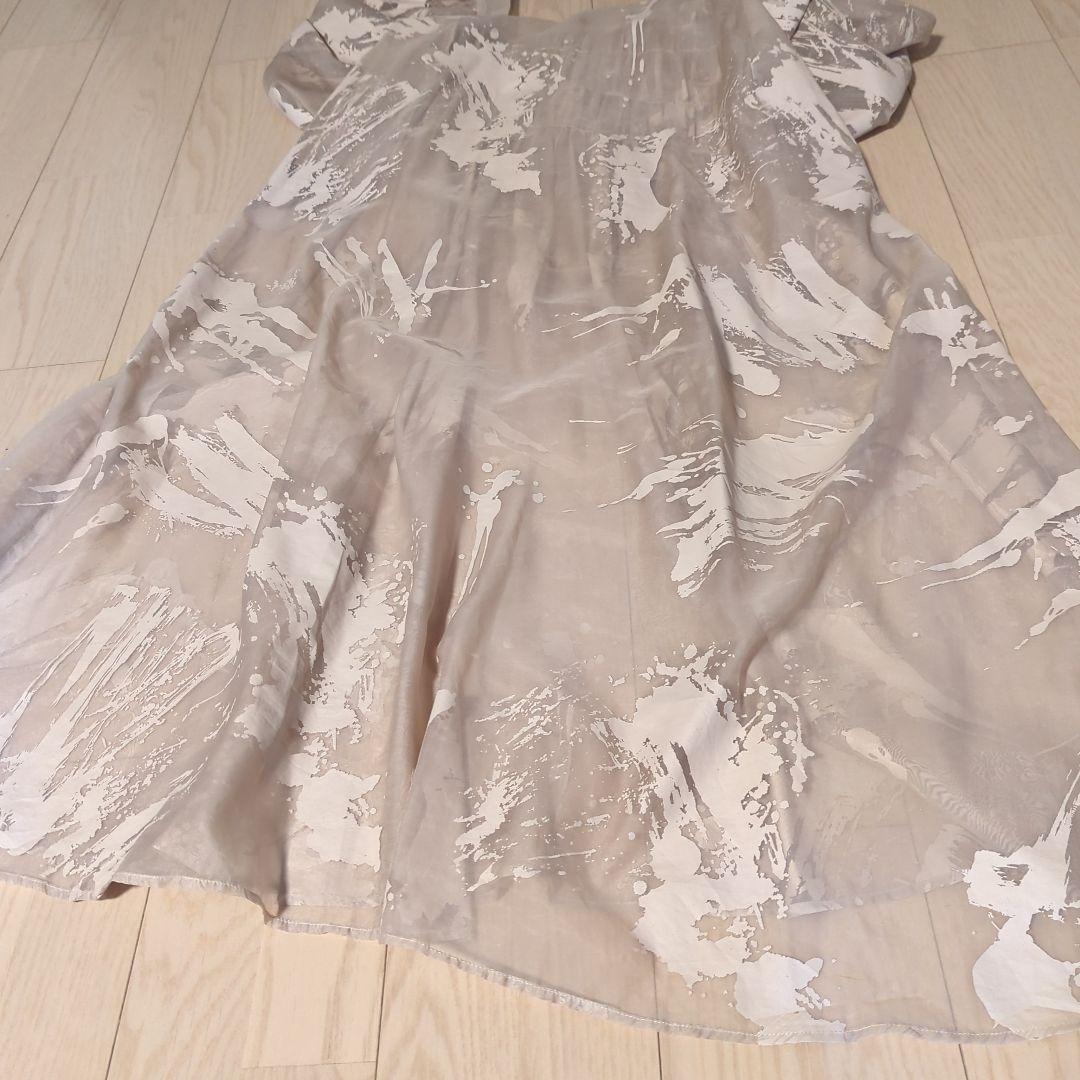 AMERI　RUBBER PAINT ART SHEER DRESS