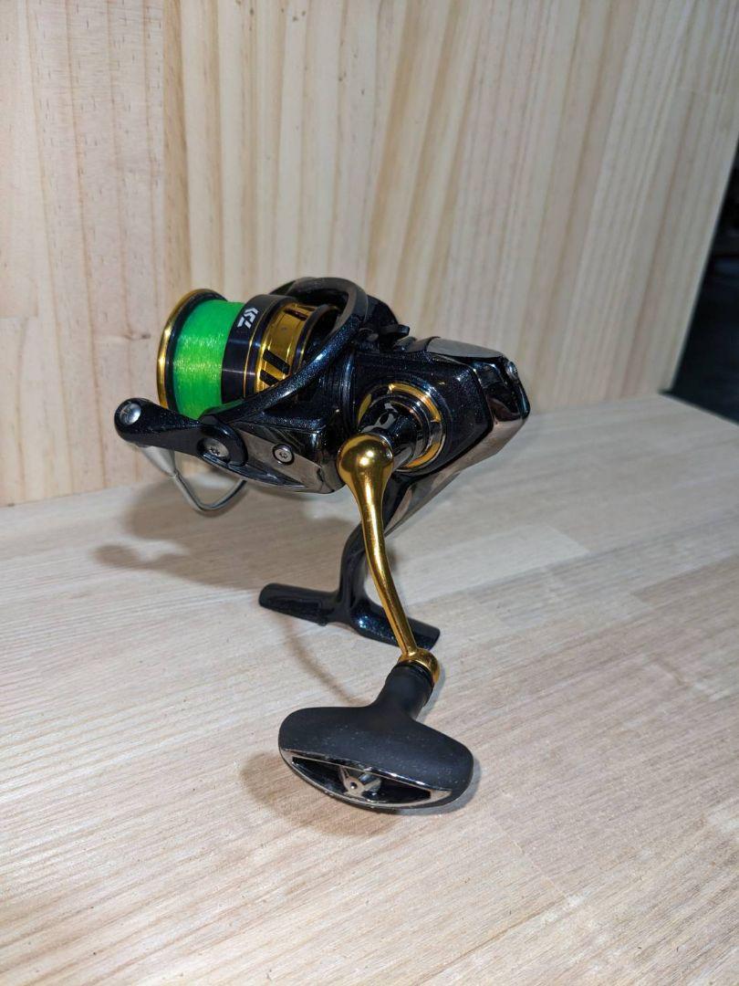 ダイワ スピニングリール レガリス C3000 daiwa