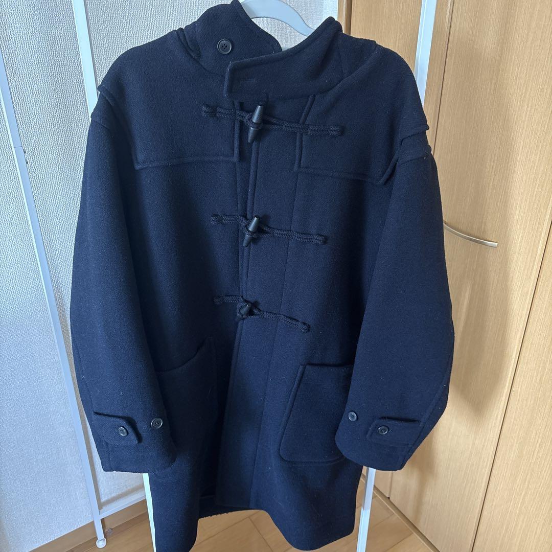 黒のウールダッフルコート フード付き
