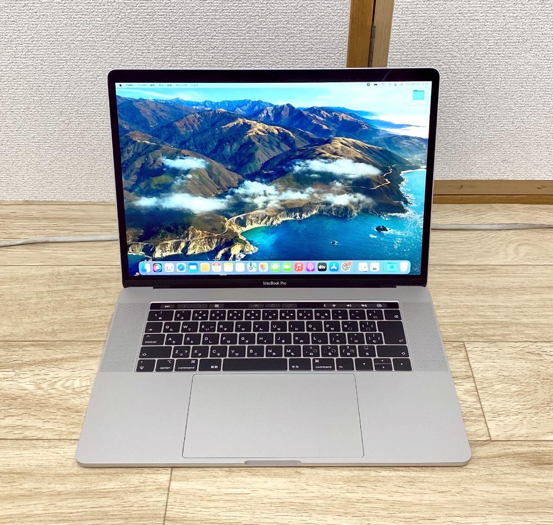 2022年5月新作下旬 141)MacBookPro2018 15インチ/i7/16GB/256GB