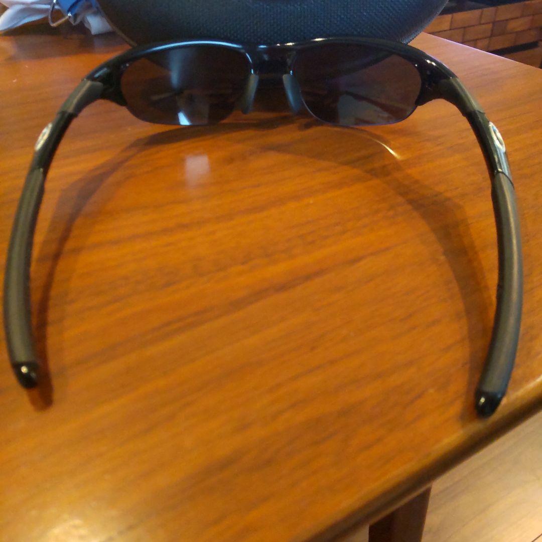 Oakley サングラス 偏光レンズ ブラック フレーム ケース付き ゴルフ