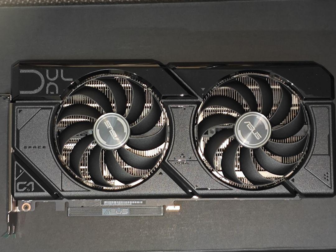 グラフィックボード・グラボ・ビデオカード AMD Radeon RX 7800XT 16GB ASUS DUAL